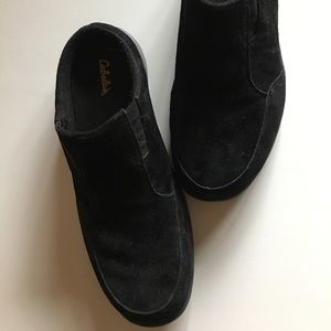 Cabela’s Black Suede Slip-on Shoes - 10M